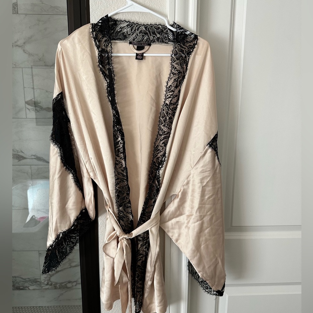 Victorias Secret robe